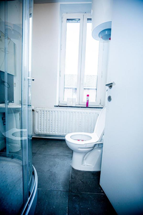 Agreable Chambre Sur Liege Avc Parking Et Wifi Gratuit Kültér fotó